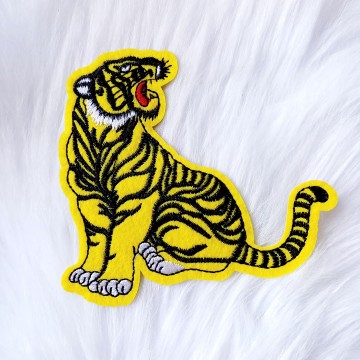 Tijger Embleem Geel