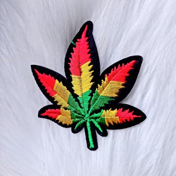 Rood Geel Groen Embleem   Strijkembleem 7,2 x 6,3 cm