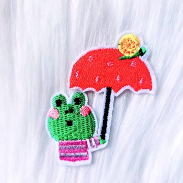 Kikker Embleem   Strijkembleem 6 x 5,5 cm