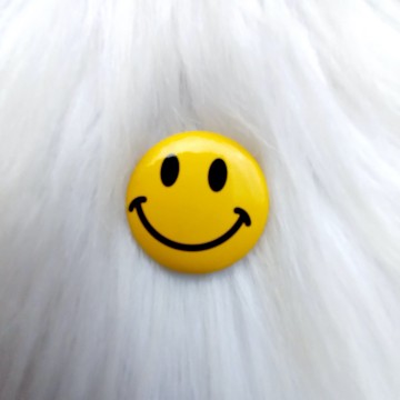 Smiley Button Geel
