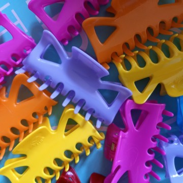 Limited Haar Clip Paars