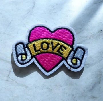 Tattoo Hart Love Embleem