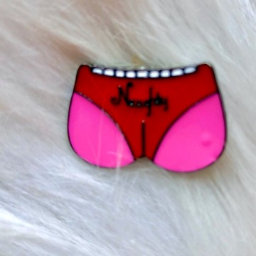 Pin Butt Naughty Roze